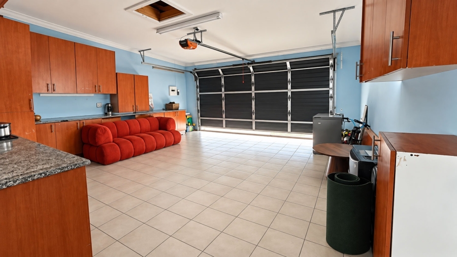 3 Bedroom Property for Sale in Bluewater Bay Eastern Cape